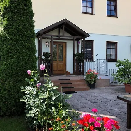 Ferienwohnung Storchennest Apartment